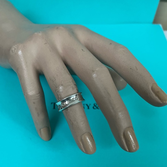 🔴Authentic TIFFANY & CO Sterling Silver  1837 Wide Band / Ring🔴 - Picture 3 of 10